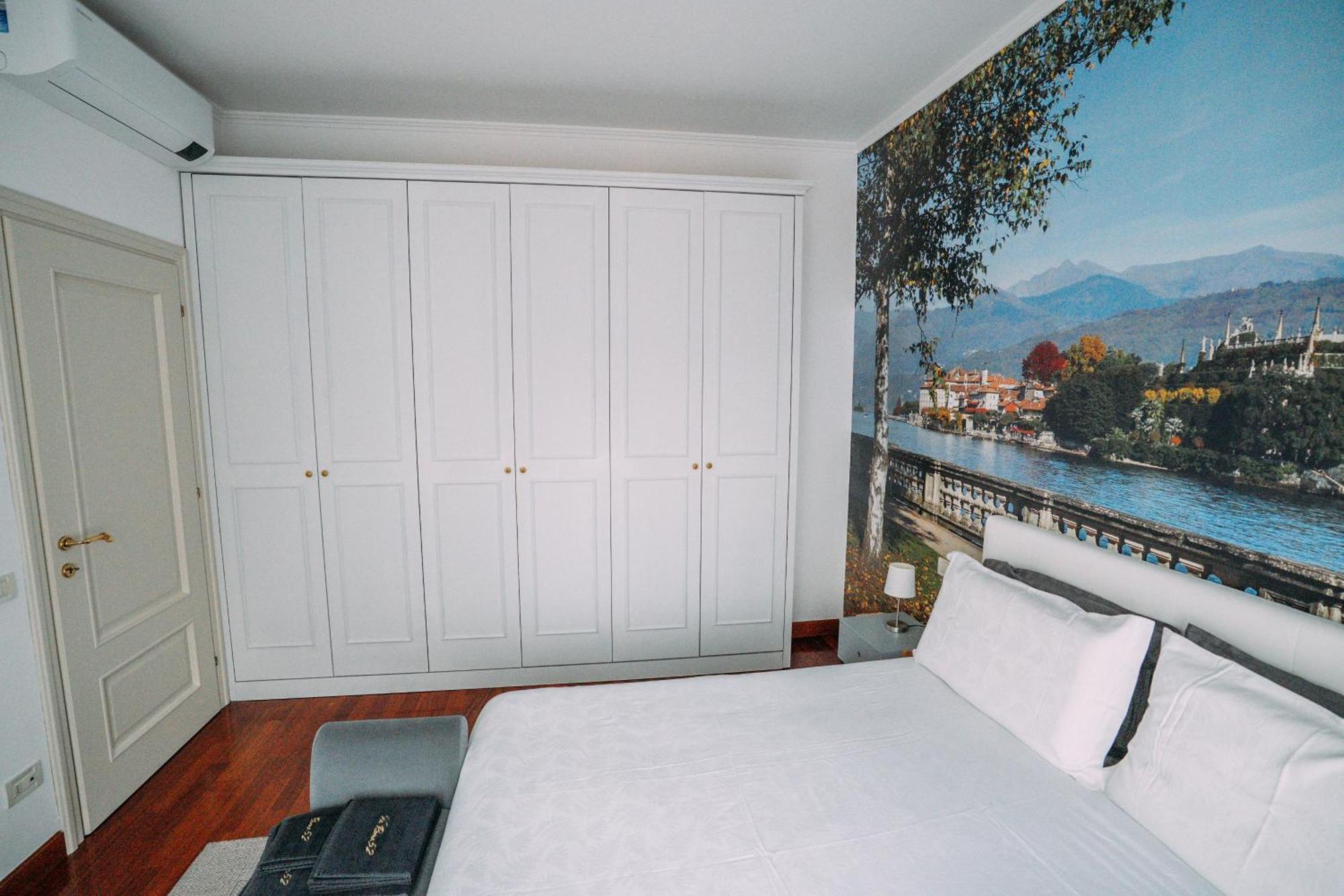 Family Apartment Vista Lago Stresa Bagian luar foto