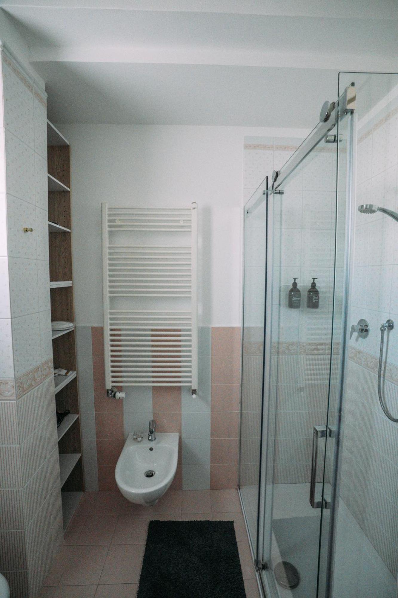 Family Apartment Vista Lago Stresa Bagian luar foto