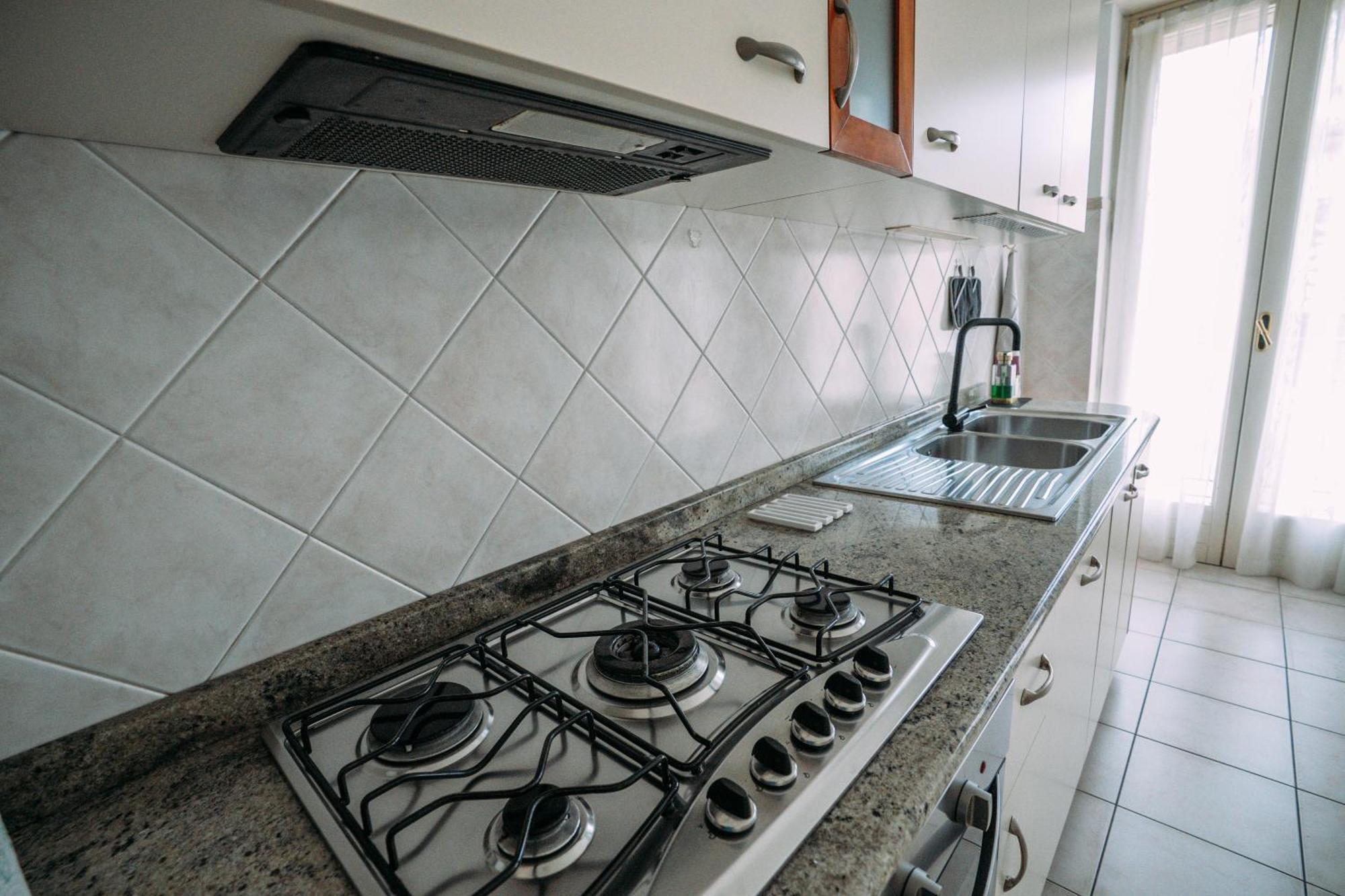Family Apartment Vista Lago Stresa Bagian luar foto
