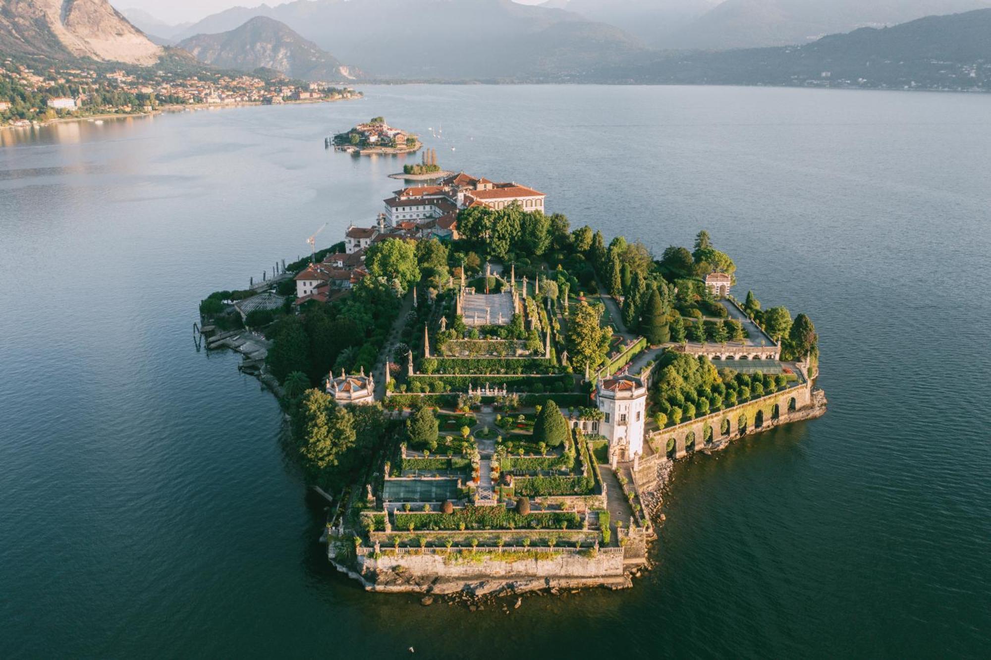 Family Apartment Vista Lago Stresa Bagian luar foto